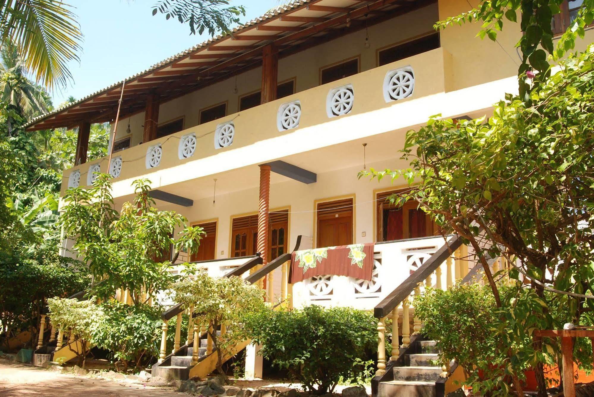 Dinu'S Resort Talaramba Kültér fotó