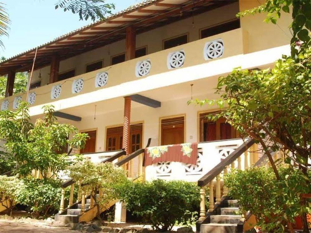 Dinu'S Resort Talaramba Kültér fotó